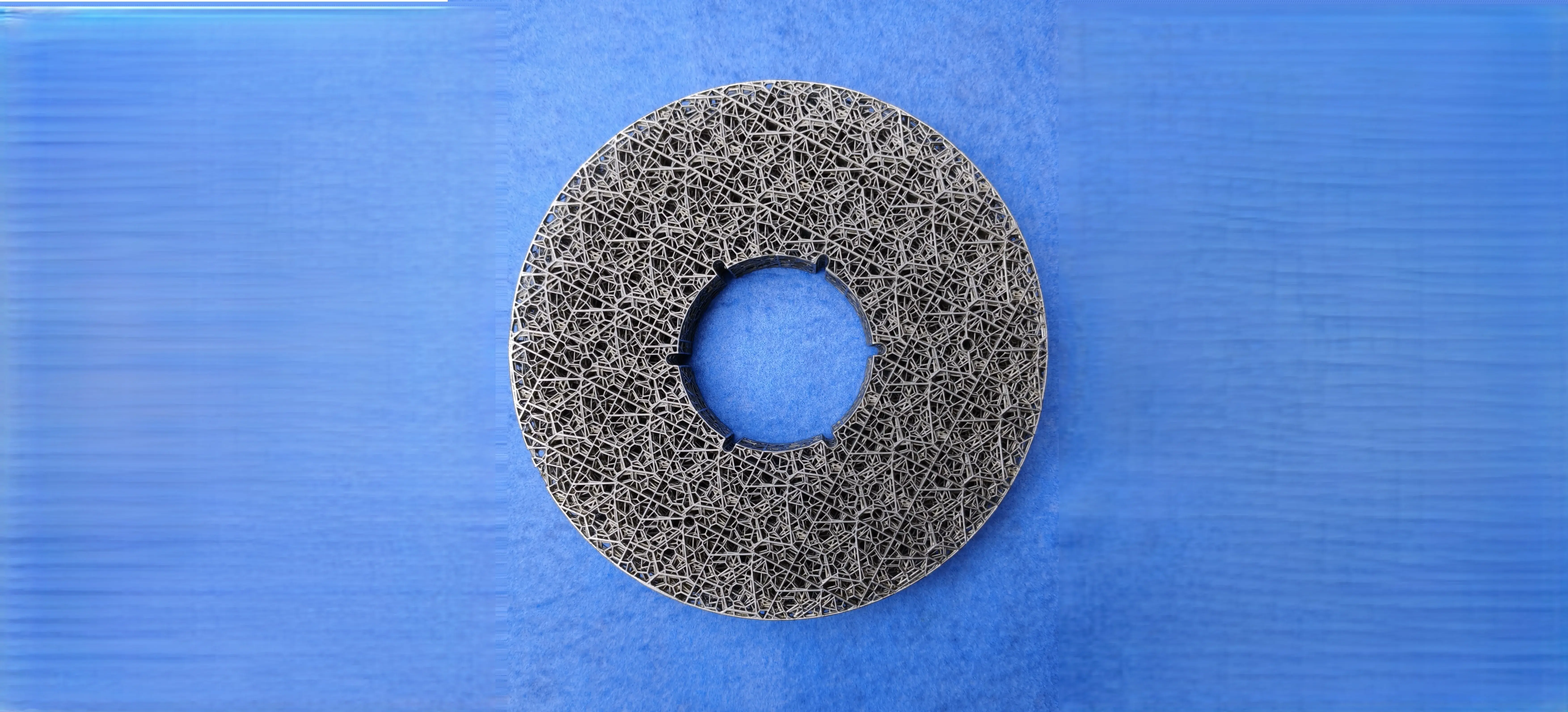 Industrial metal foam products with custom design